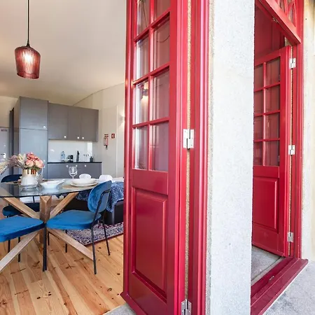 Central Studio W/ Ac, Views & Balcony By Lovelystay Apartment Porto