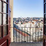 Apartmán Central Studio W/ Ac, Views & Balcony By Lovelystay